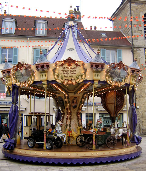Location Carrousel Victor Hugo